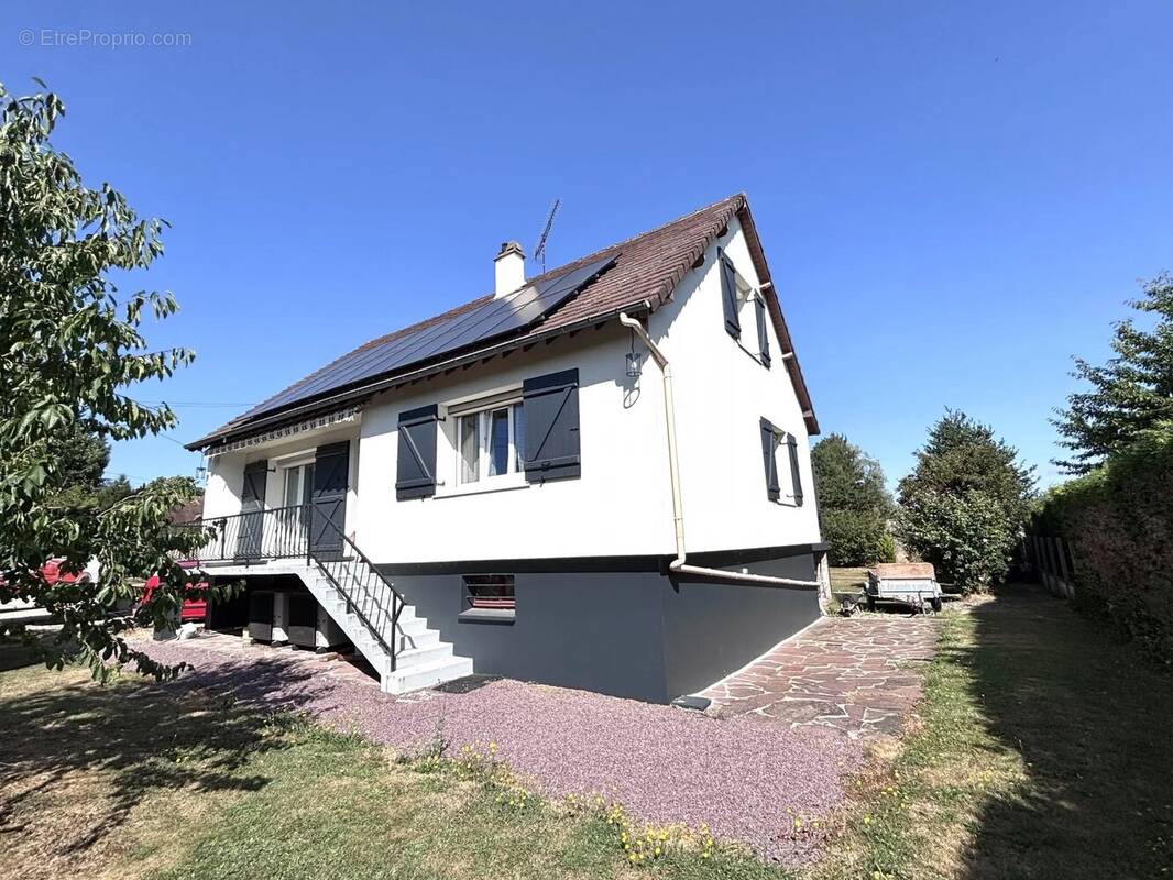Maison familiale 6 pièces de 103 m² - 4 chambres - photo 1