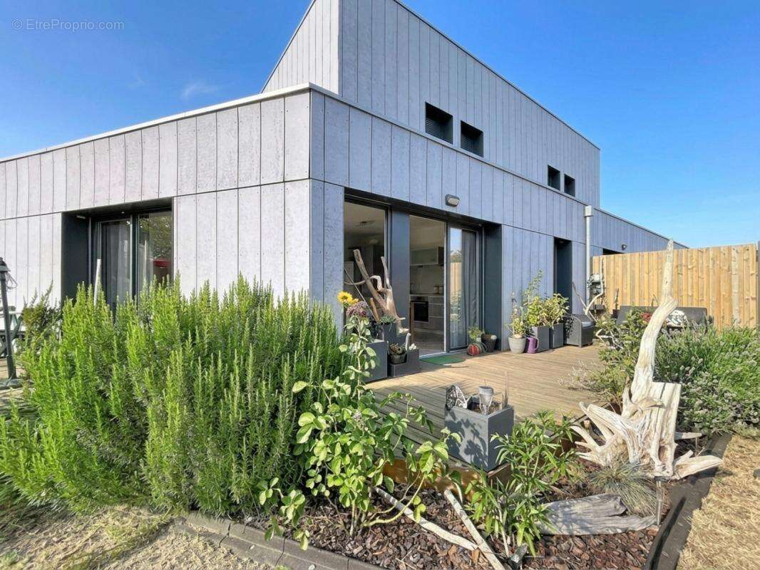 Superbe Maison Récente de 112 m² avec Jardin, Terrasse et Garage - Cornebarrieu - photo 10