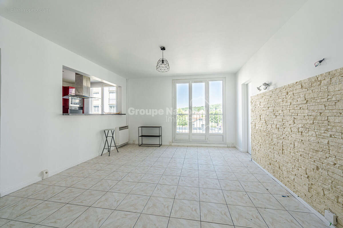 Appartement à TAVERNY