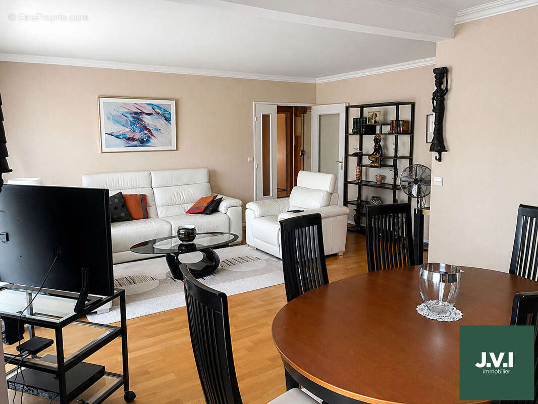 Appartement à MARGENCY