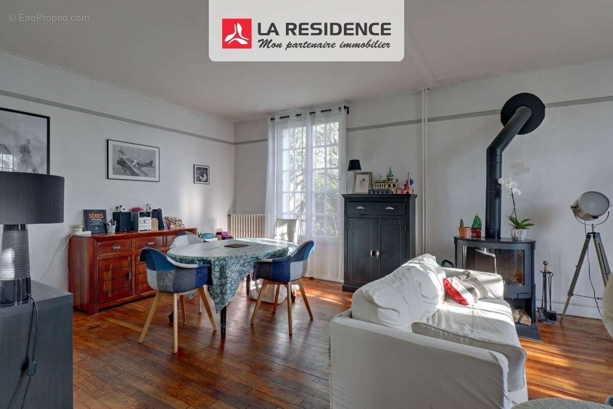 Maison à VILLIERS-SAINT-FREDERIC