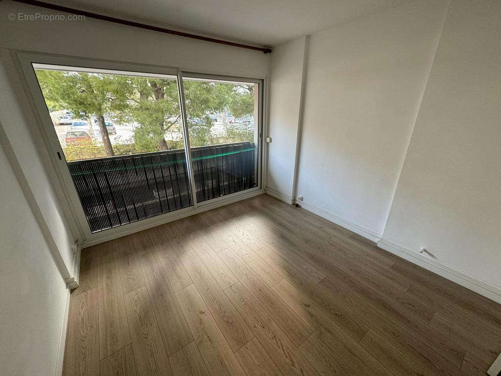 Appartement à MARSEILLE-9E