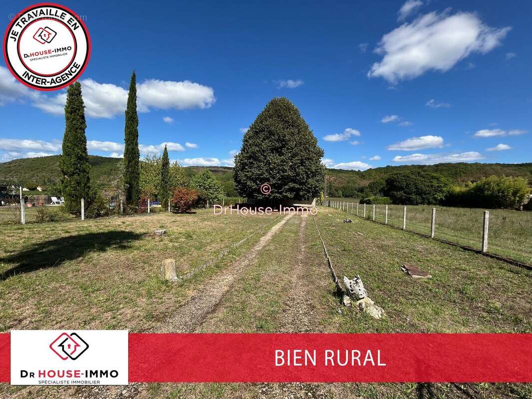 Maison à PUY-L&#039;EVEQUE