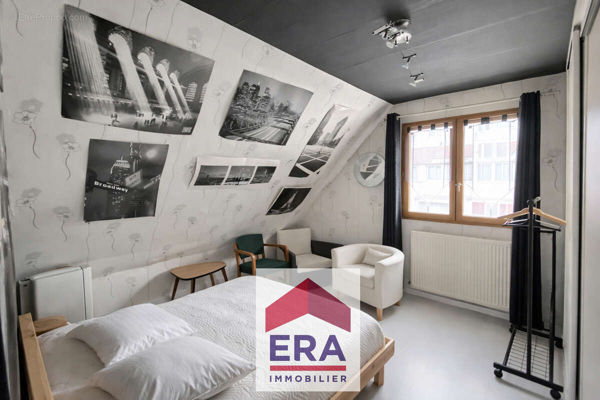 Maison à SARTROUVILLE