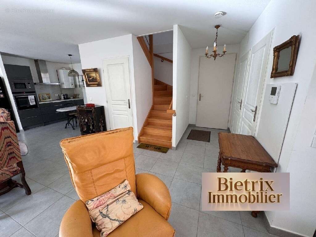 Maison à L&#039;ISLE-ADAM