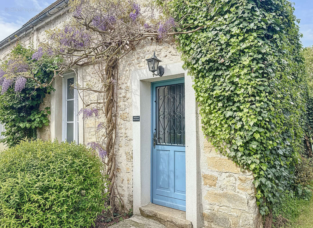 Maison en pierres avec dépendance et double garage - photo 13