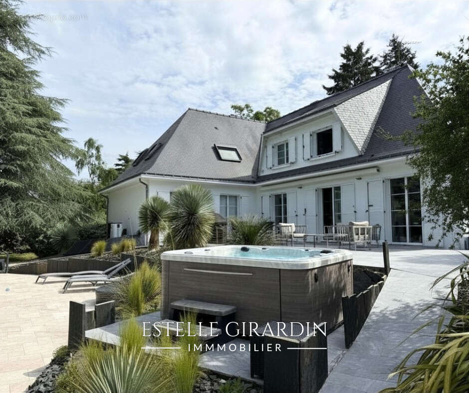 Maison à CARQUEFOU