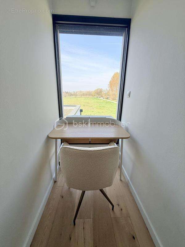 Maison à LA CHAPELLE-SAINT-LUC