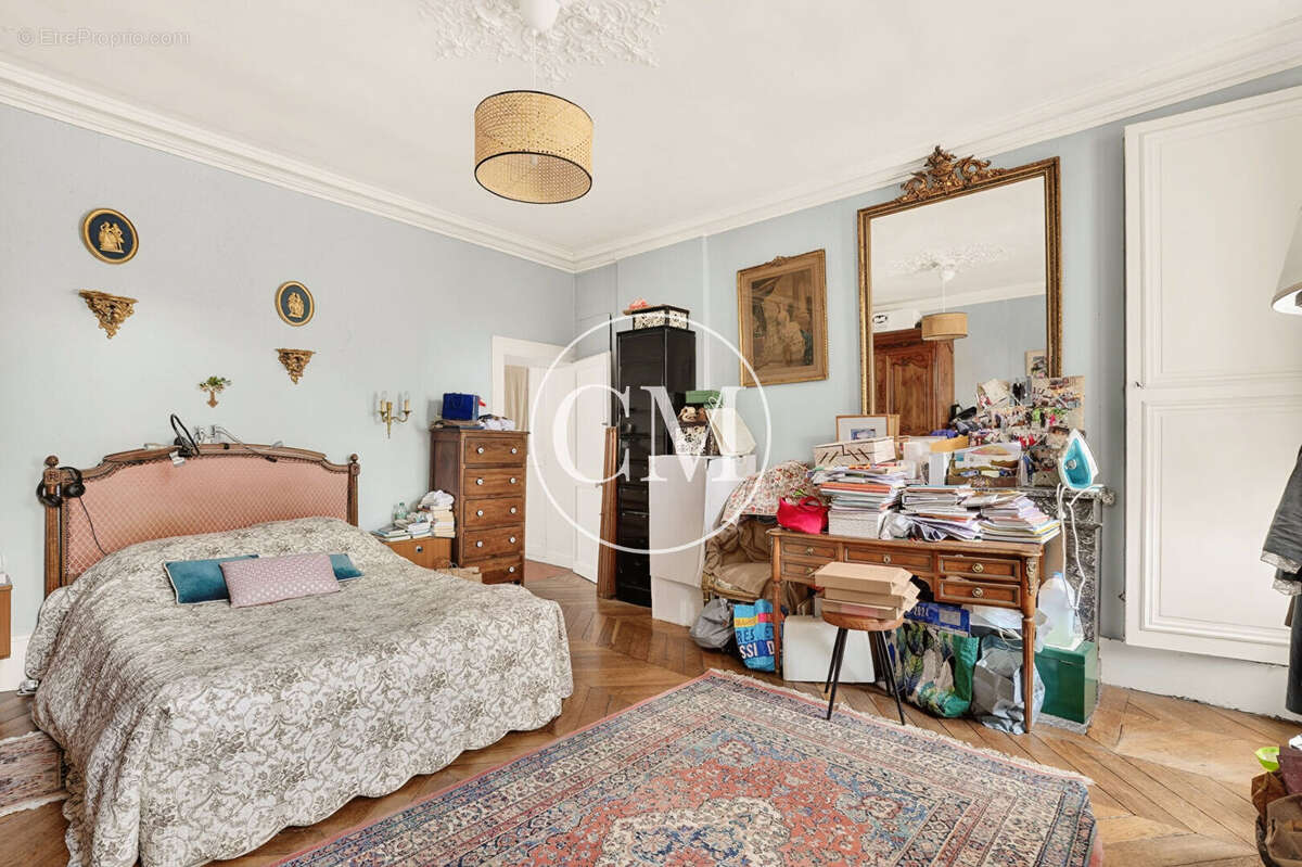 Appartement à VERSAILLES