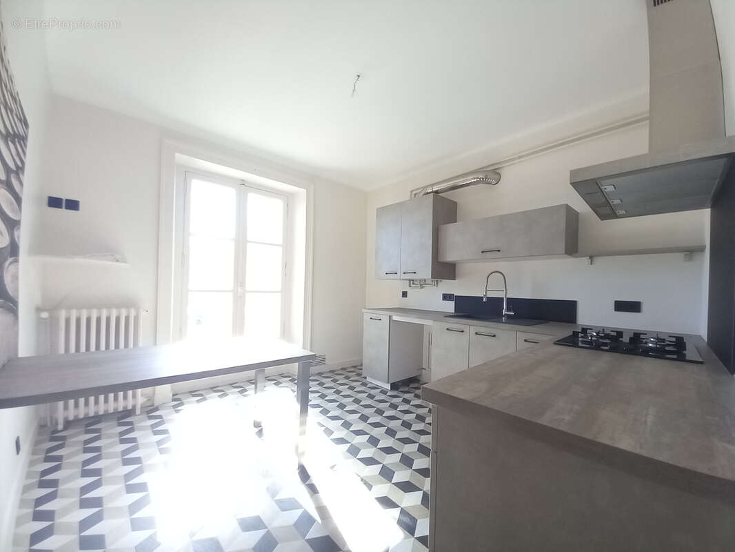 Appartement à FOUGERES