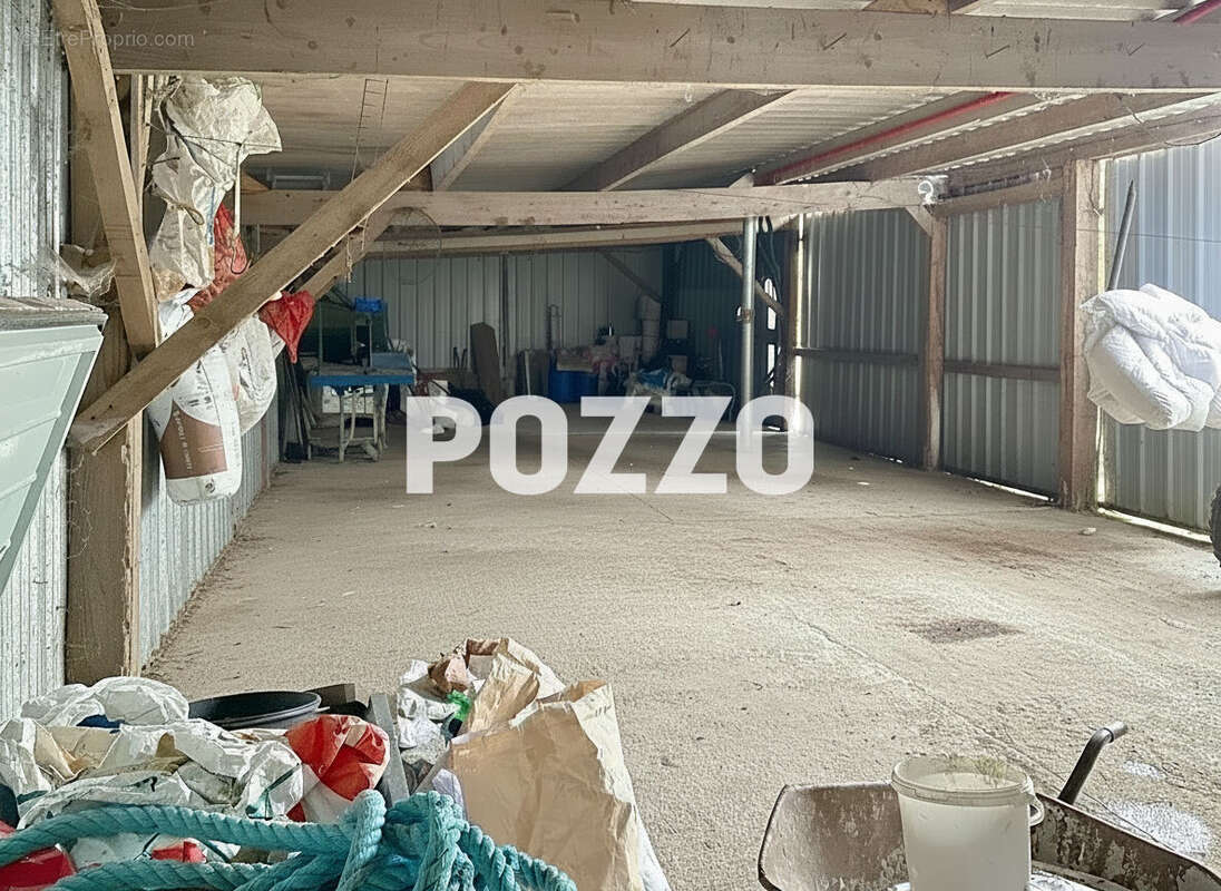 Maison à SAINT-JEAN-DES-CHAMPS