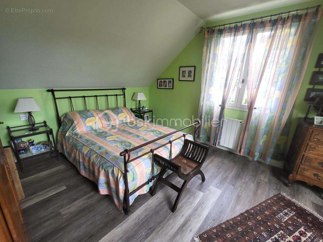 Maison à SAINT-HILAIRE-DU-HARCOUET