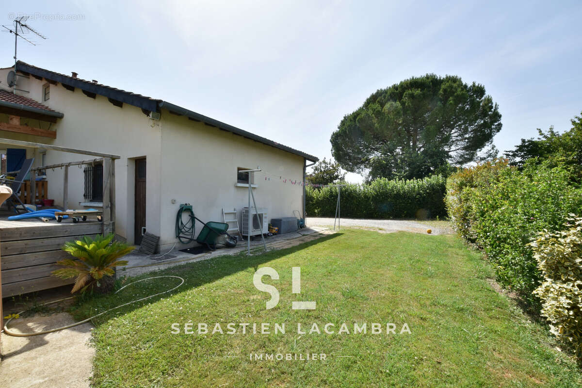 Maison à LESCURE-D&#039;ALBIGEOIS