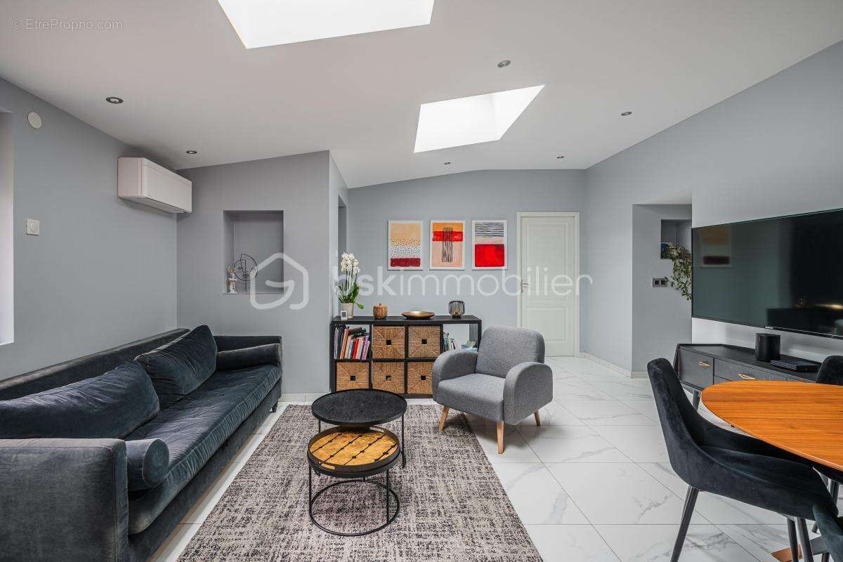 Appartement à AIX-LES-BAINS