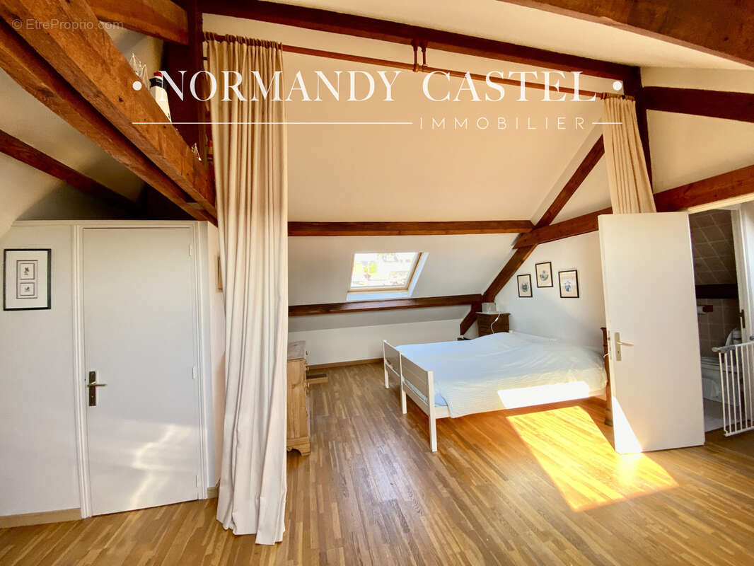 Maison à TROUVILLE-SUR-MER