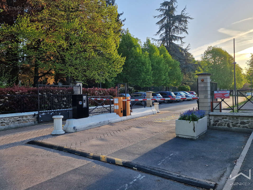 Appartement à ETIOLLES