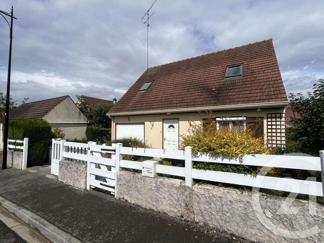 Maison à CINQUEUX