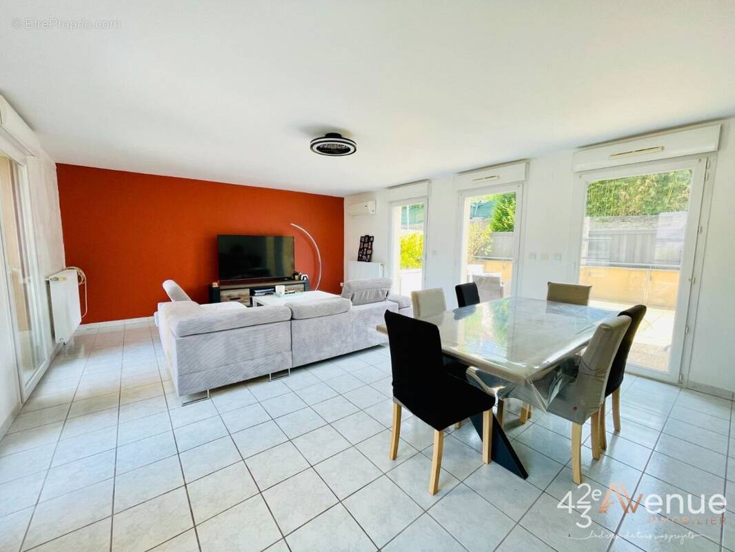 Appartement à AUREC-SUR-LOIRE