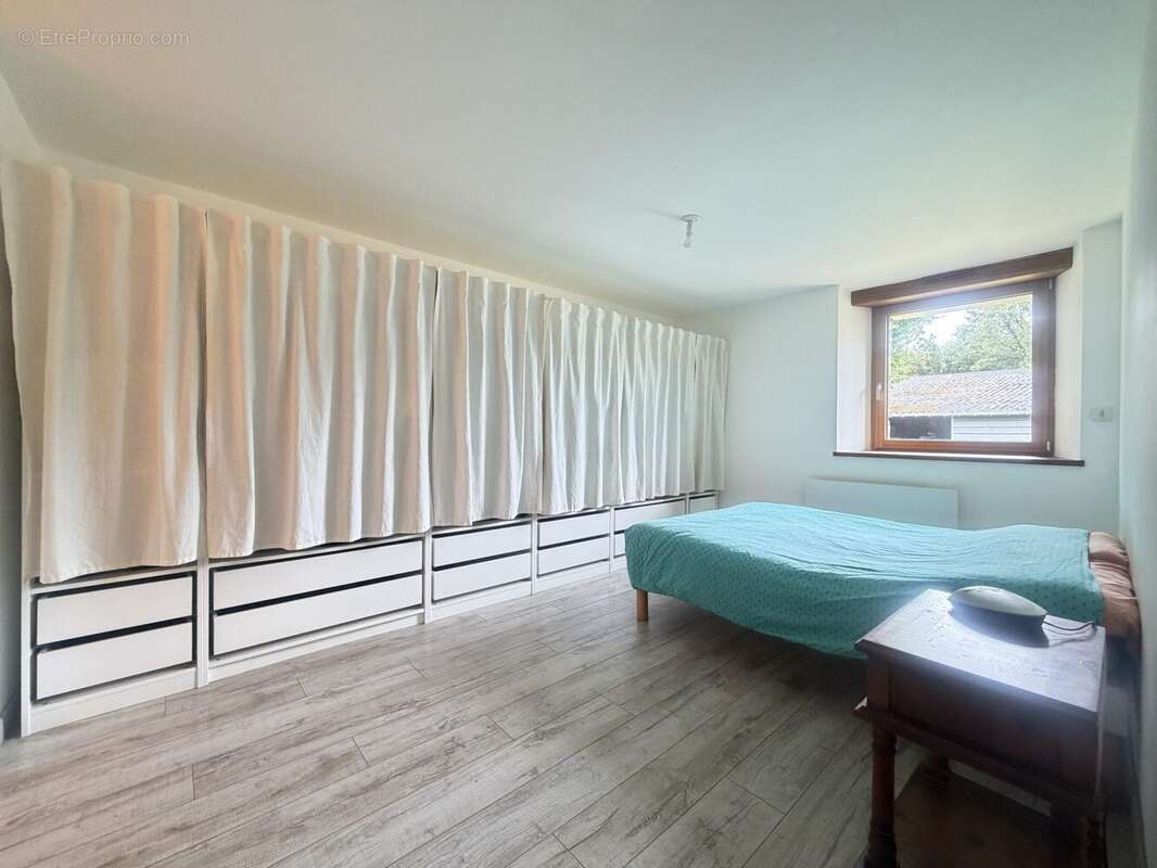 Maison 211 m² à Bain-De-Bretagne  - photo 9