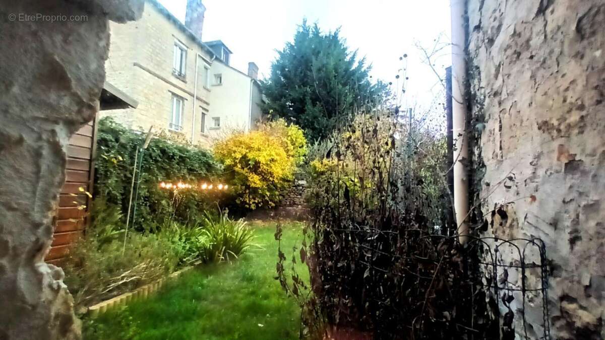 Maison à BEAUMONT-SUR-OISE