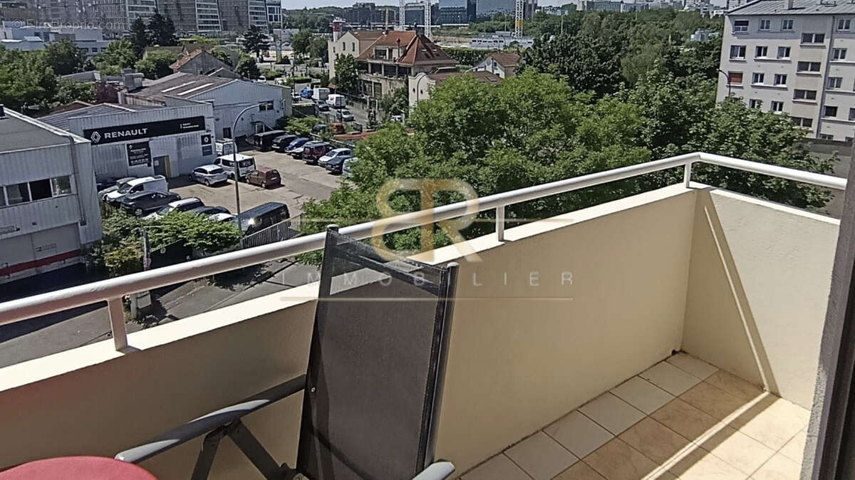 Appartement à FONTENAY-SOUS-BOIS