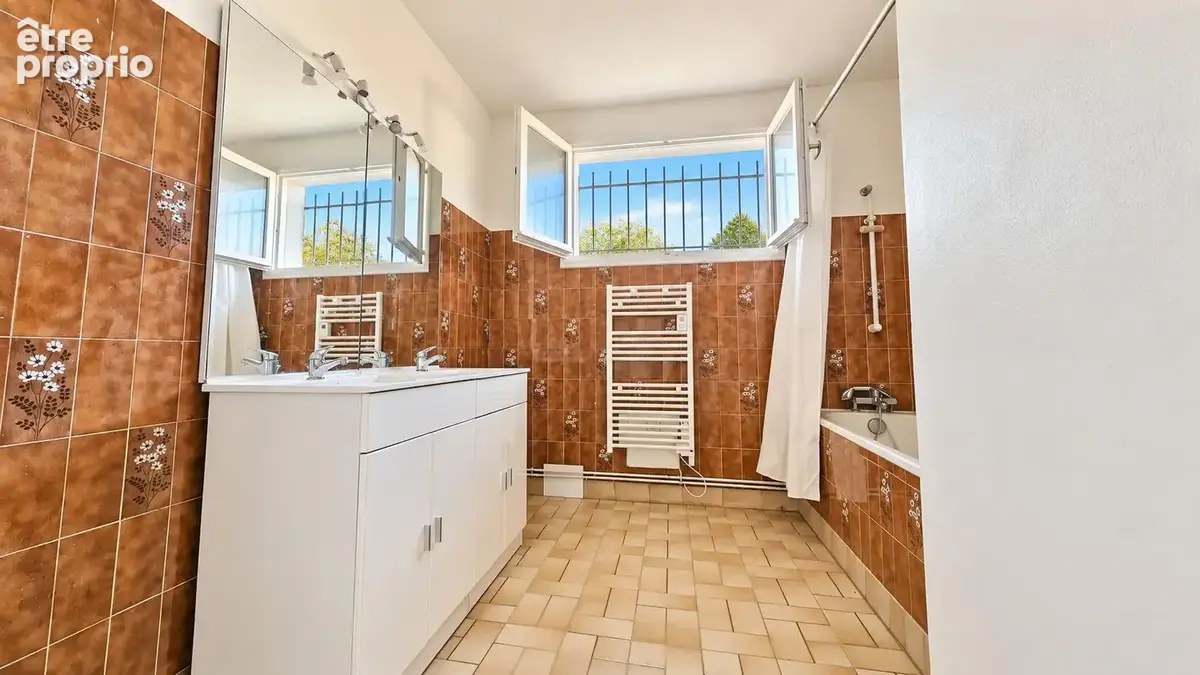 Maison 4 pièces 90 m² à vendre à Pierre-De-Bresse (71270) - photo 6