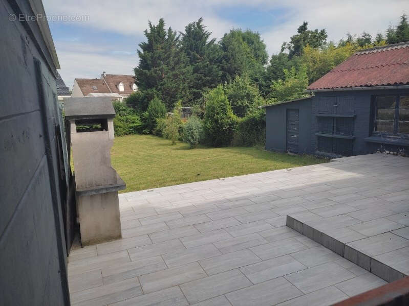 Maison à COURRIERES