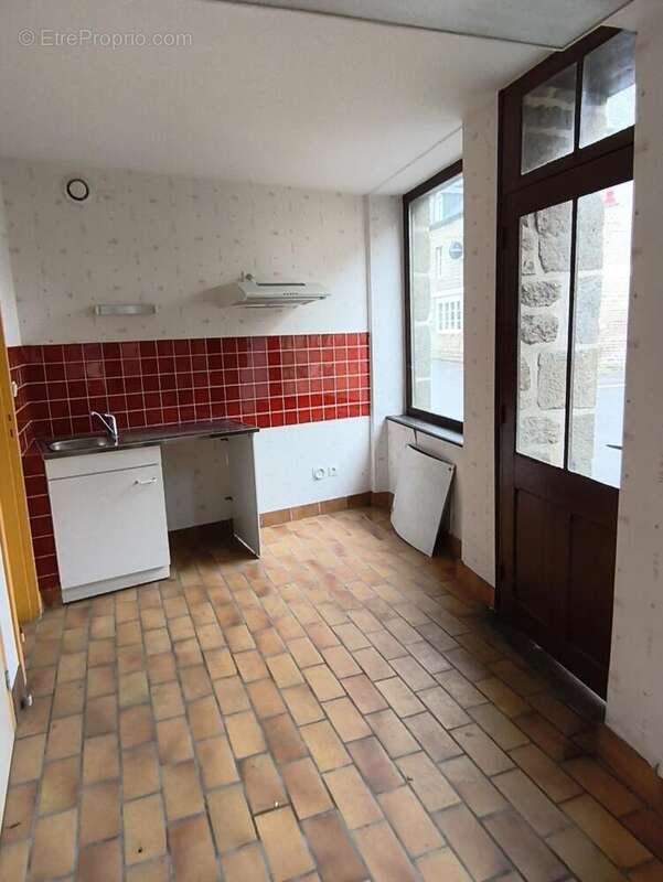 Maison à SAINT-FRAIMBAULT