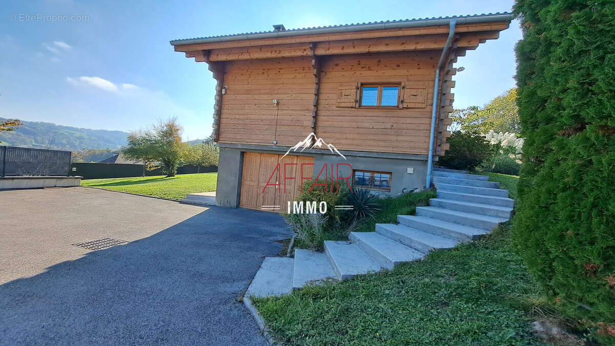 Maison à LA MURAZ