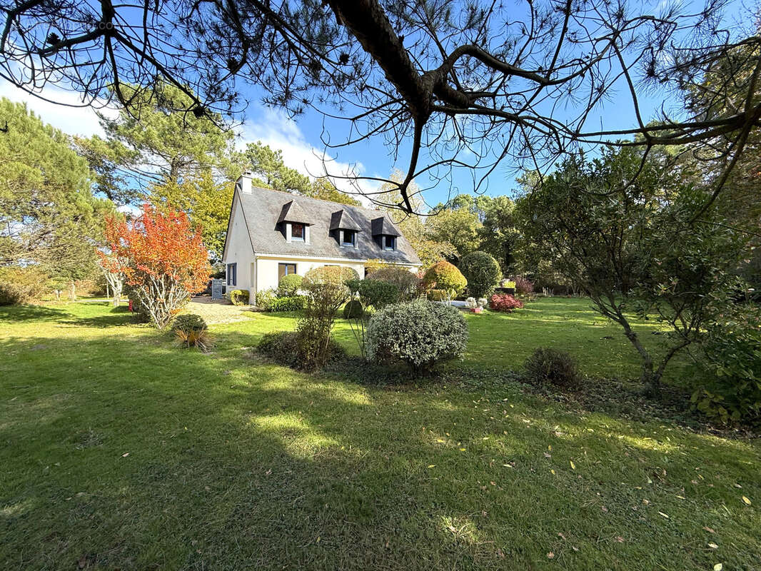 Maison à CLOHARS-CARNOET