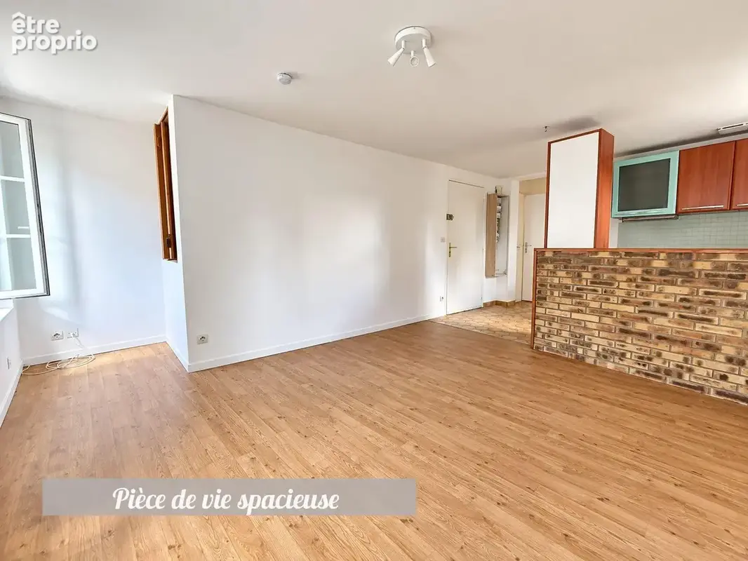 Appartement 2 pièces 34 m² à vendre à Villeneuve-Sous-Dammartin (77230) - photo 1