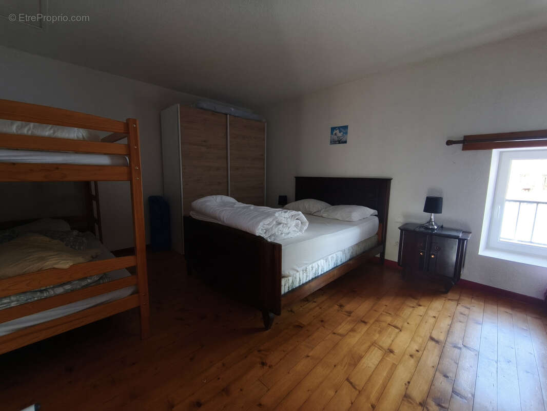 Maison à CLERMONT-FERRAND