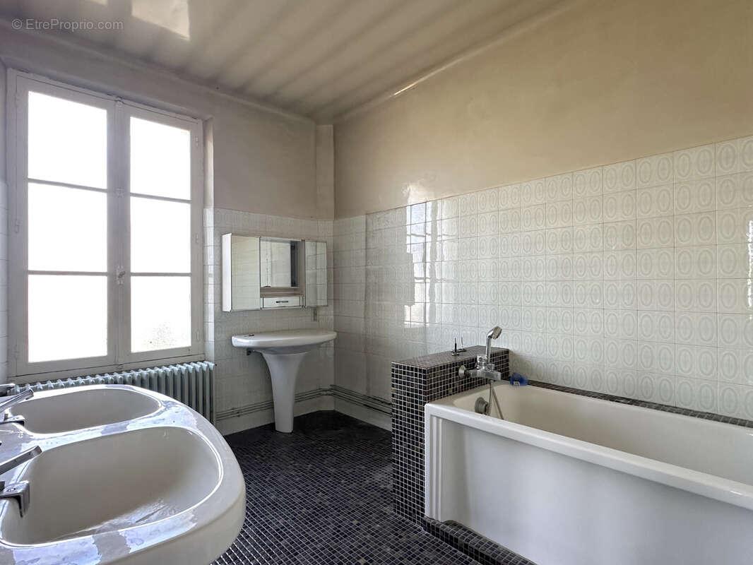 Maison à BUXEROLLES