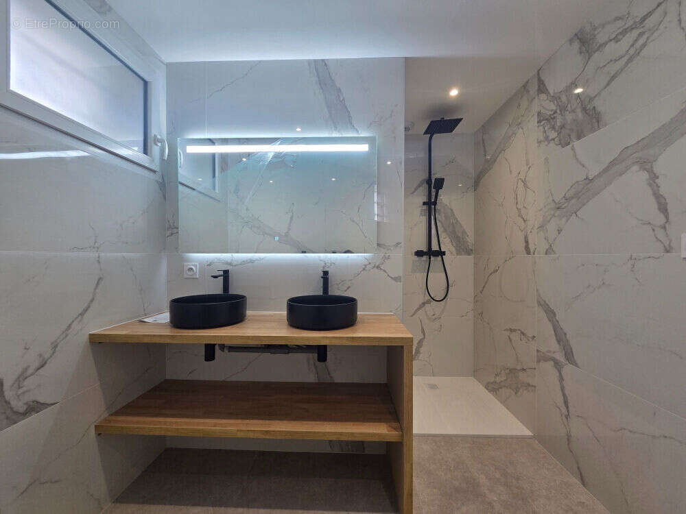 Maison  de ville 145m² avec jardin. - photo 6