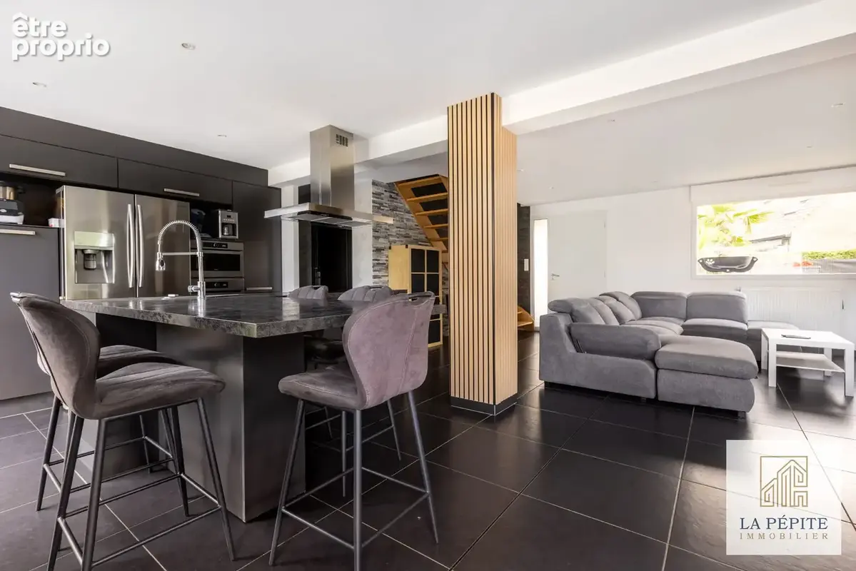 EN EXCLUSIVITE-Pavillon individuel récent, 4 chambres + bureau, garage, jardin - photo 5