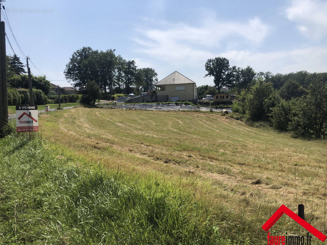 Terrain à ALLASSAC