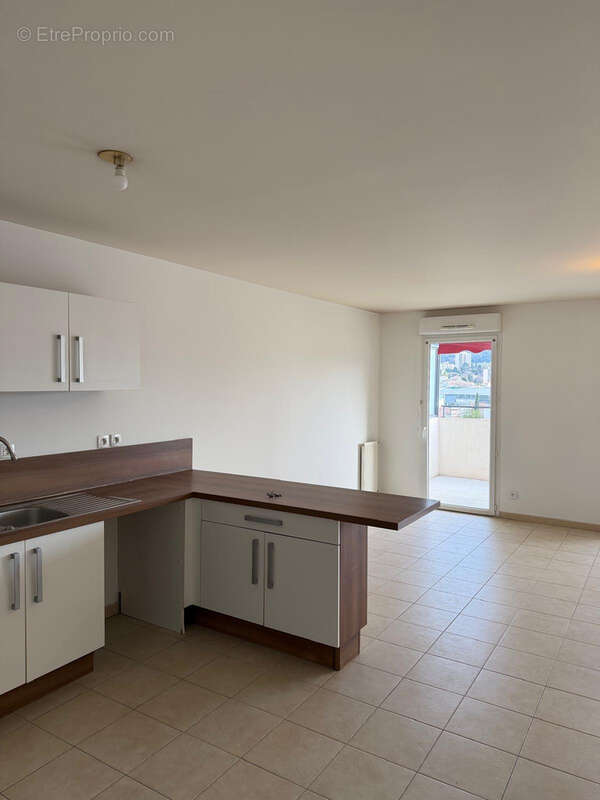 Appartement à MARSEILLE-10E