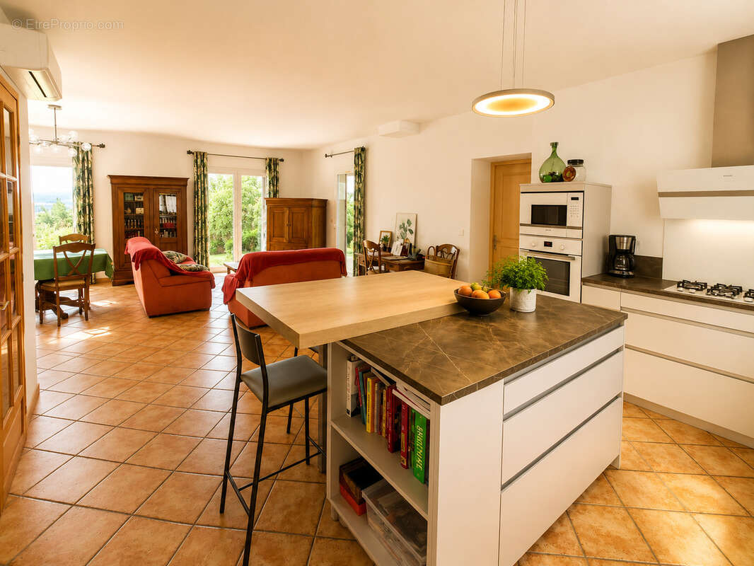 Maison à CAILHAU