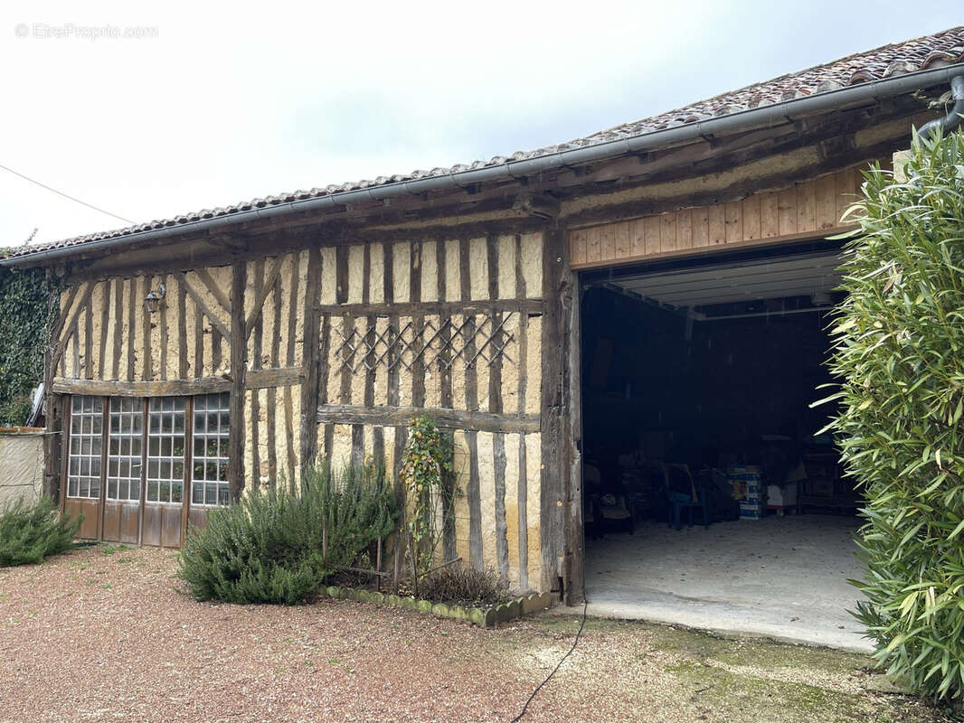 Maison à SAINT-JEAN-D'ATAUX