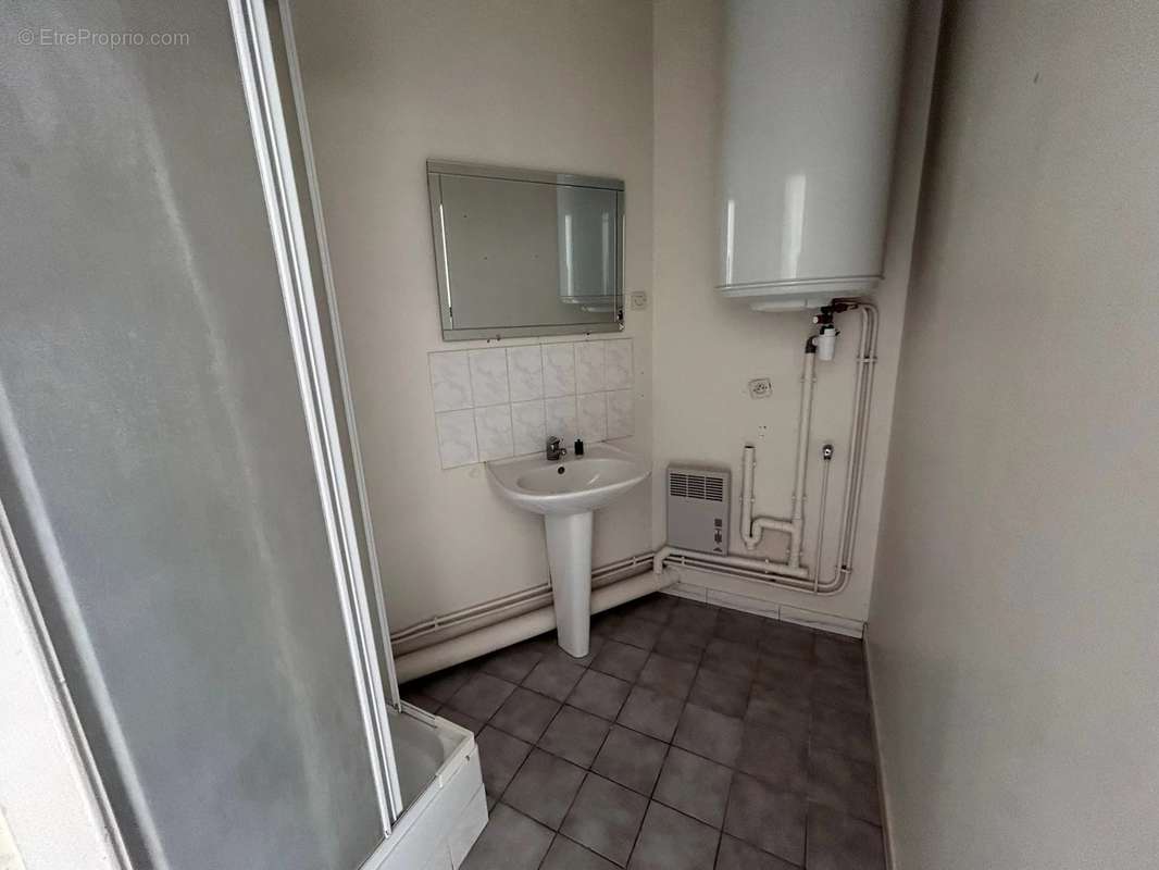 Appartement à ANSE
