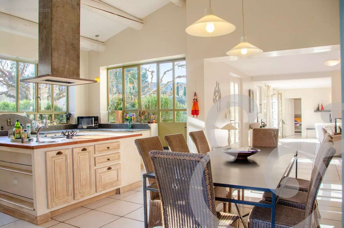 Maison à EYGALIERES