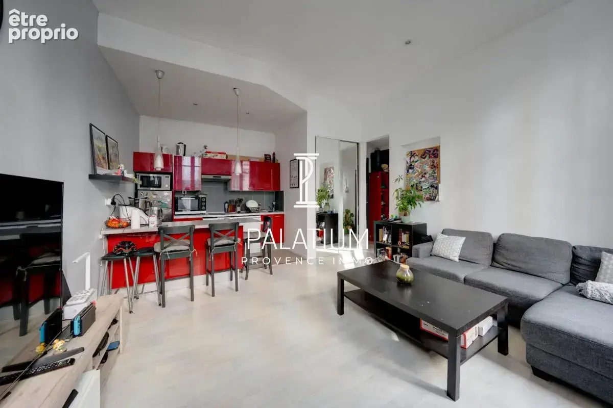 Appartement T3 rénové de 45 m² – Marseille 6e, petite copropriété - photo 2