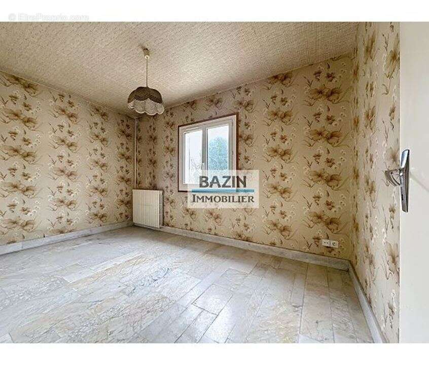 Maison à VILLIERS-SUR-ORGE