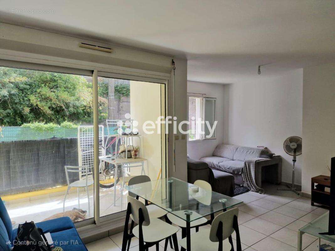 Appartement à SAINTE-MARIE