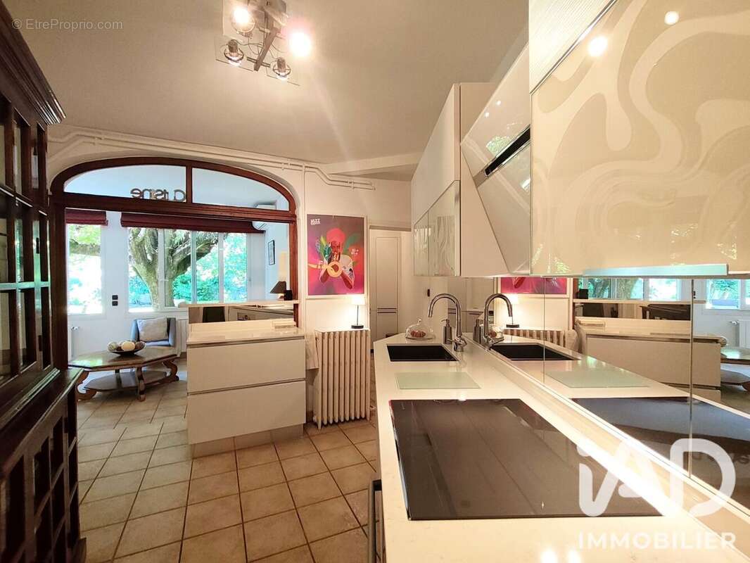 Maison 115 m² à Saint-Marcel-D'ardeche  - photo 9