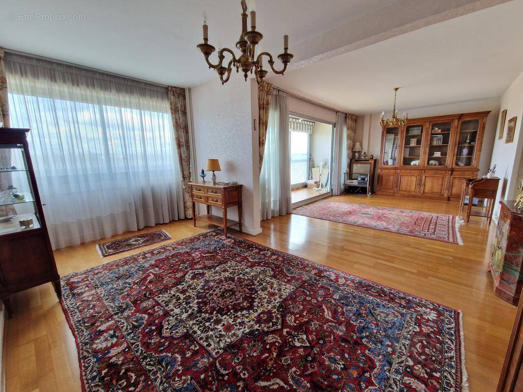 Appartement à JUVISY-SUR-ORGE