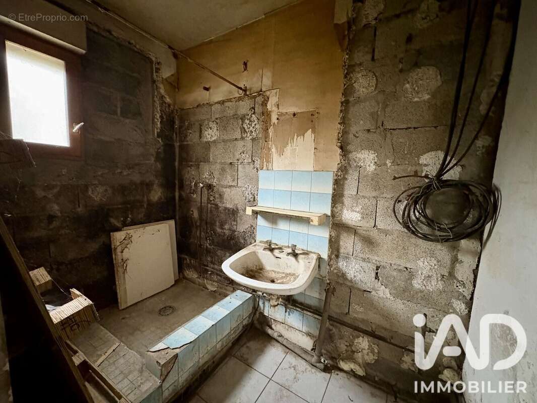 Maison 60 m² à Estrees-Mons  - photo 4