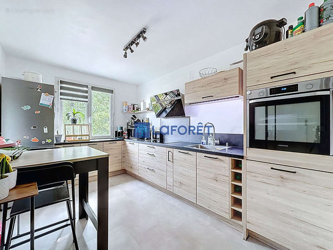 Appartement à MORANGIS