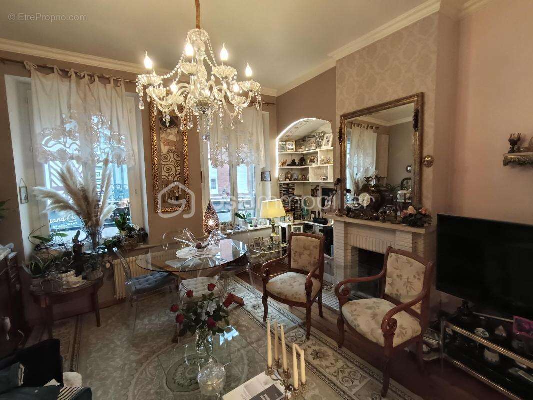 Appartement à EU
