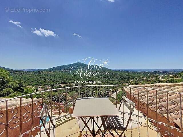 Maison à LA LONDE-LES-MAURES